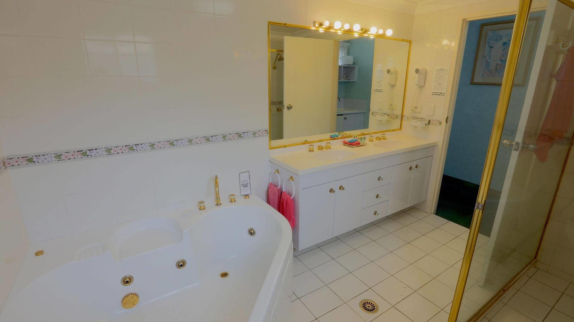 Tweed Heads Vegas Motel Экстерьер фото